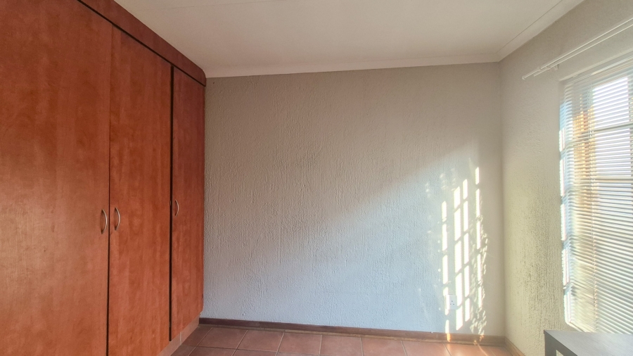 1 Bedroom Property for Sale in Die Bult North West